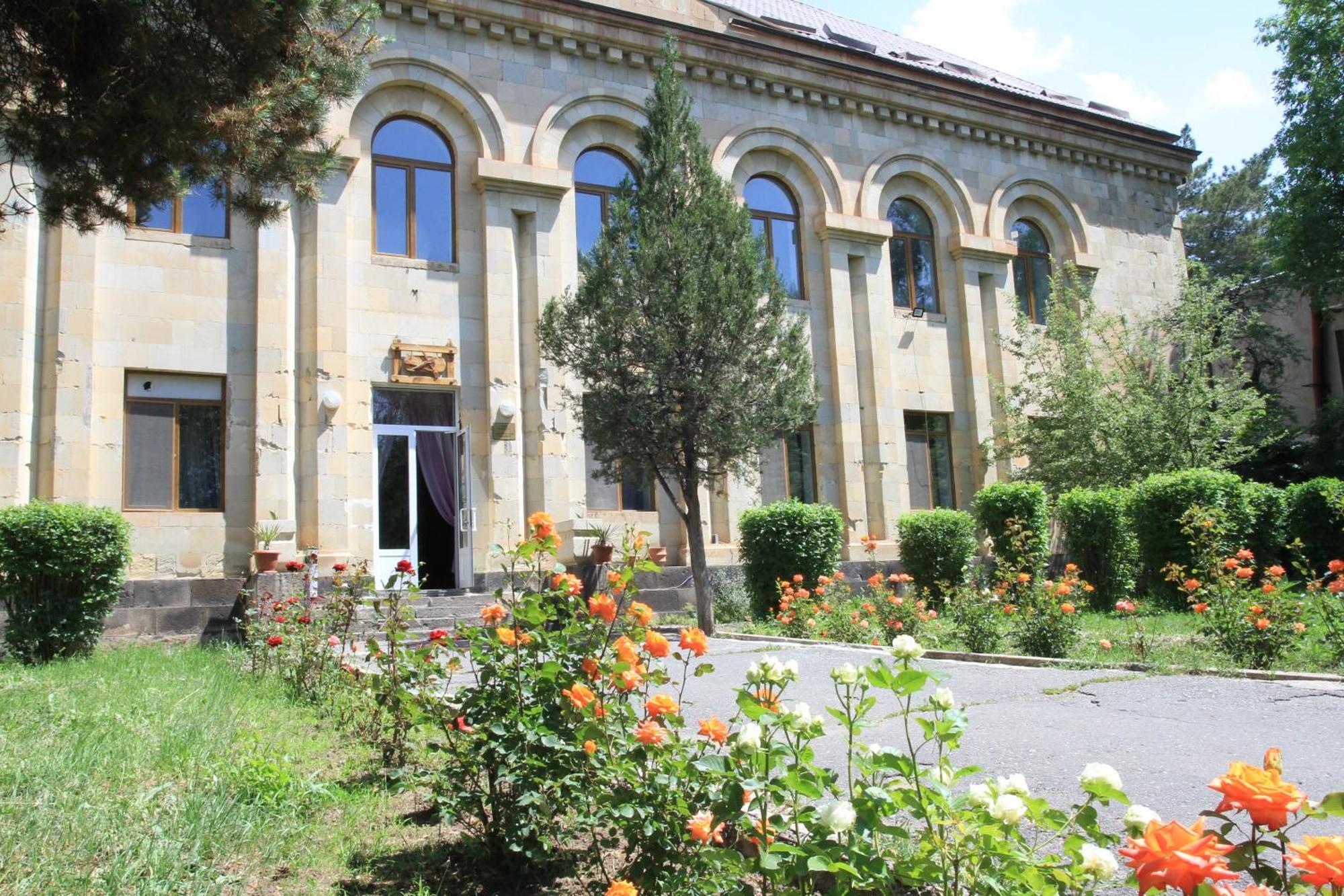 Health Resort Arzni 1 Kültér fotó